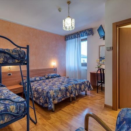 Hotel Al Sole Saone 外观 照片